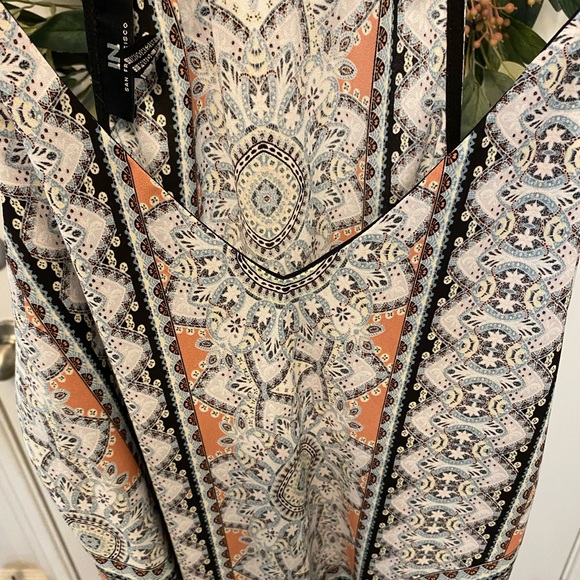 I.N San Francisco V Neck Printed Pointed Hem Scarf Top Camisole Tank M - Picture 4 of 8